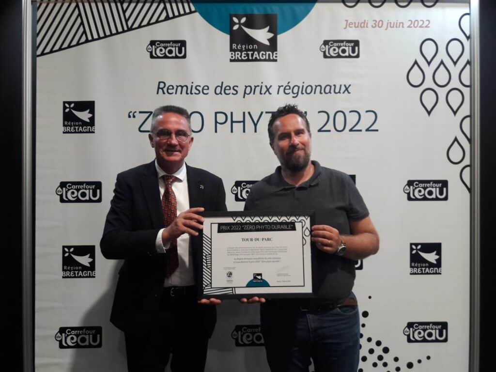 Remise de prix Zéro Phyto - 30.06.2022 (Monsieur CRESPIN et Jérôme)