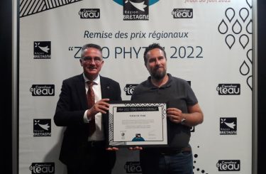 Remise de prix Zéro Phyto - 30.06.2022 (Monsieur CRESPIN et Jérôme)