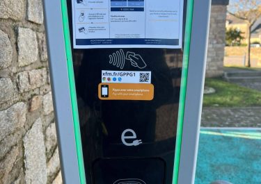 borne de rechargement voiture électrique Morbihan - Le Tour du Parc 56